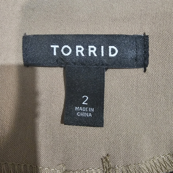 Torrid Tan Jacket with Rouched Sleeves Size 2 - Picture 5 of 9